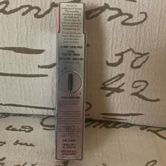 Benefit Cosmetics 24-hr Brow Setter Clear Eyebrow Gel with Lamination Effec - Picture 3 of 5